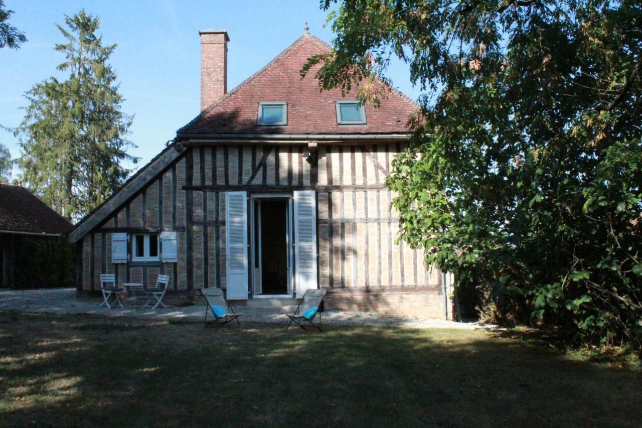 Le Gite De Saint Phal Exteriör bild